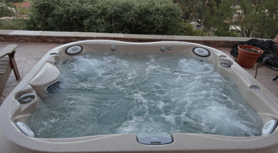 Energy-Efficient Hot Tubs